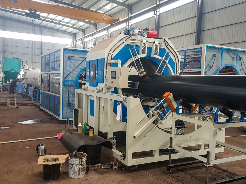 聚氨酯保溫鋼管生產線